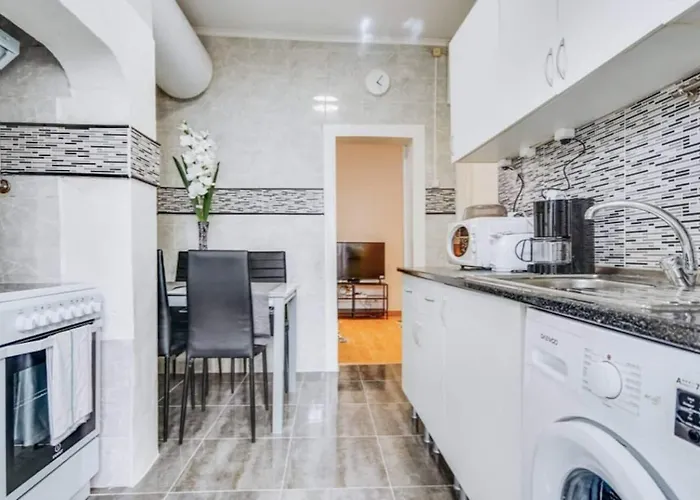 3 Bedroom In Baixa With River View Lisboa